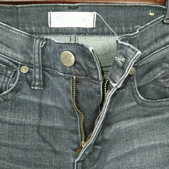 Madewell Dark Wash High Riser Distressed Jeans - Picture 7 of 10